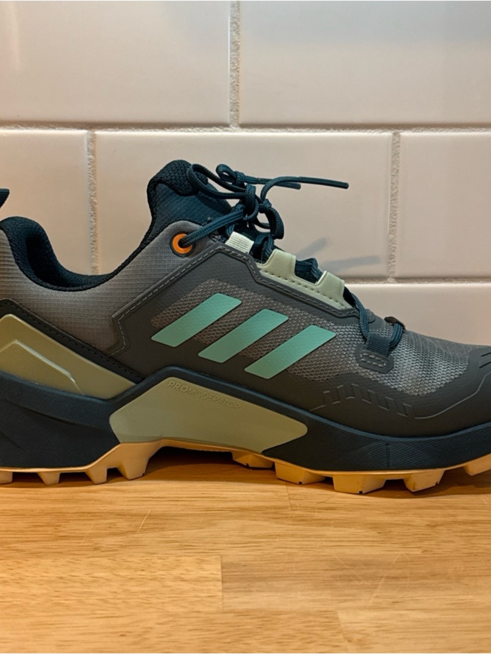 Adidas Terrex Swift R3 GTX GORE-TEX Womens Hiking Sneakers Teal Green Size W 7.5 - Picture 9 of 16